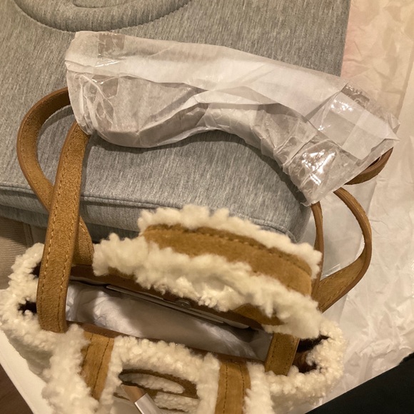 🆕UGG X TELFAR REVERSE SHEARLING MINI SHOPPING BAG WITH ATTACHED CROSSBODY STRAP - Picture 16 of 16